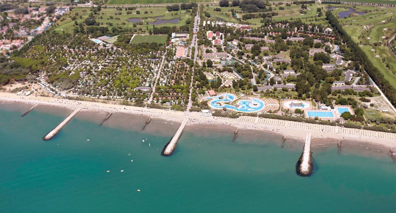 Casa Mobile Gustocamp A Caorle Hotel Bagian luar foto