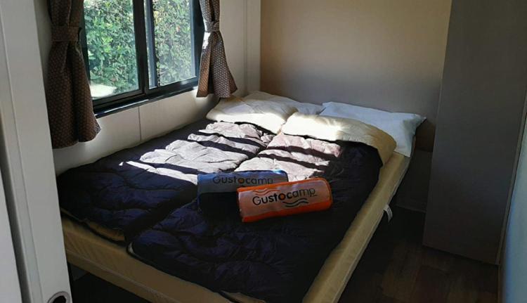 Casa Mobile Gustocamp A Caorle Hotel Bagian luar foto