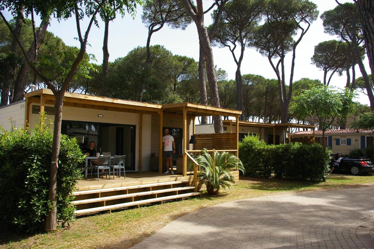 Casa Mobile Gustocamp A Caorle Hotel Bagian luar foto